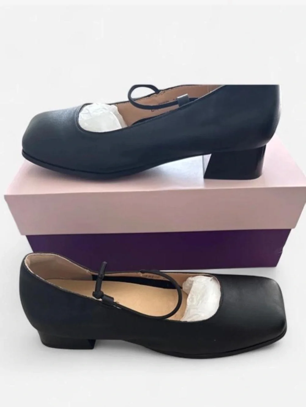 Empress Black Square-Toe Mary Jane Flats -w Extra set of insoles
